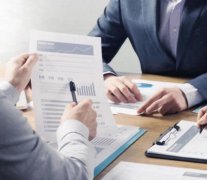 怎么找同聲傳譯服務(wù)的公司？翻譯公司報價多少？